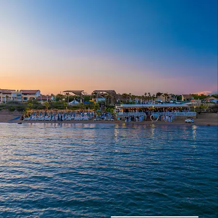 Le 209, 3min à Pieds De La Plage, Confort, Terrasse, 2 Parking Privée Apartamento Vias