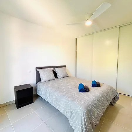 Le 209, 3min à Pieds De La Plage, Confort, Terrasse, 2 Parking Privée Apartamento Vias